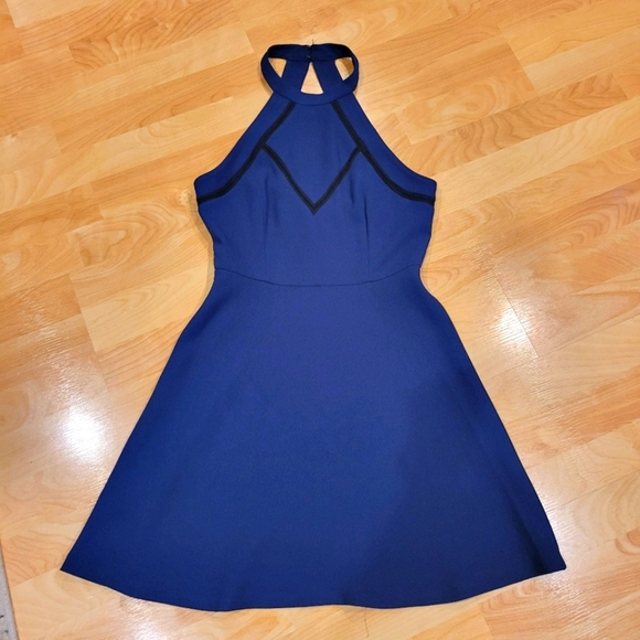 BCBGeneration Navy Halter Sleeveless A-line Dress Size 2 New - Picture 2 of 9